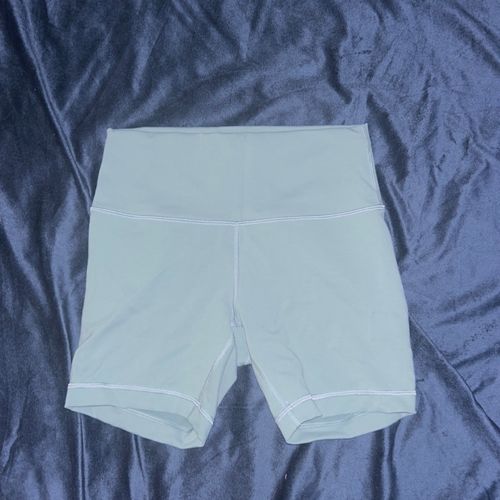 Lululemon Wunder Train shorts, size 8, 6” inseam. Color: Misty Glade